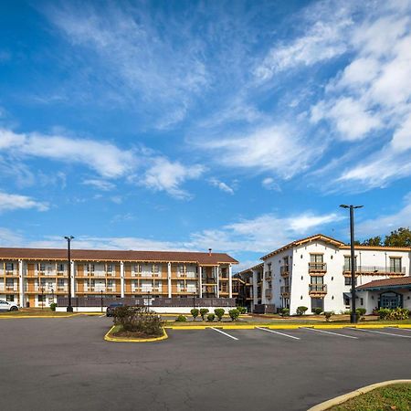 Econo Lodge Richmond-North Chesterfield Экстерьер фото
