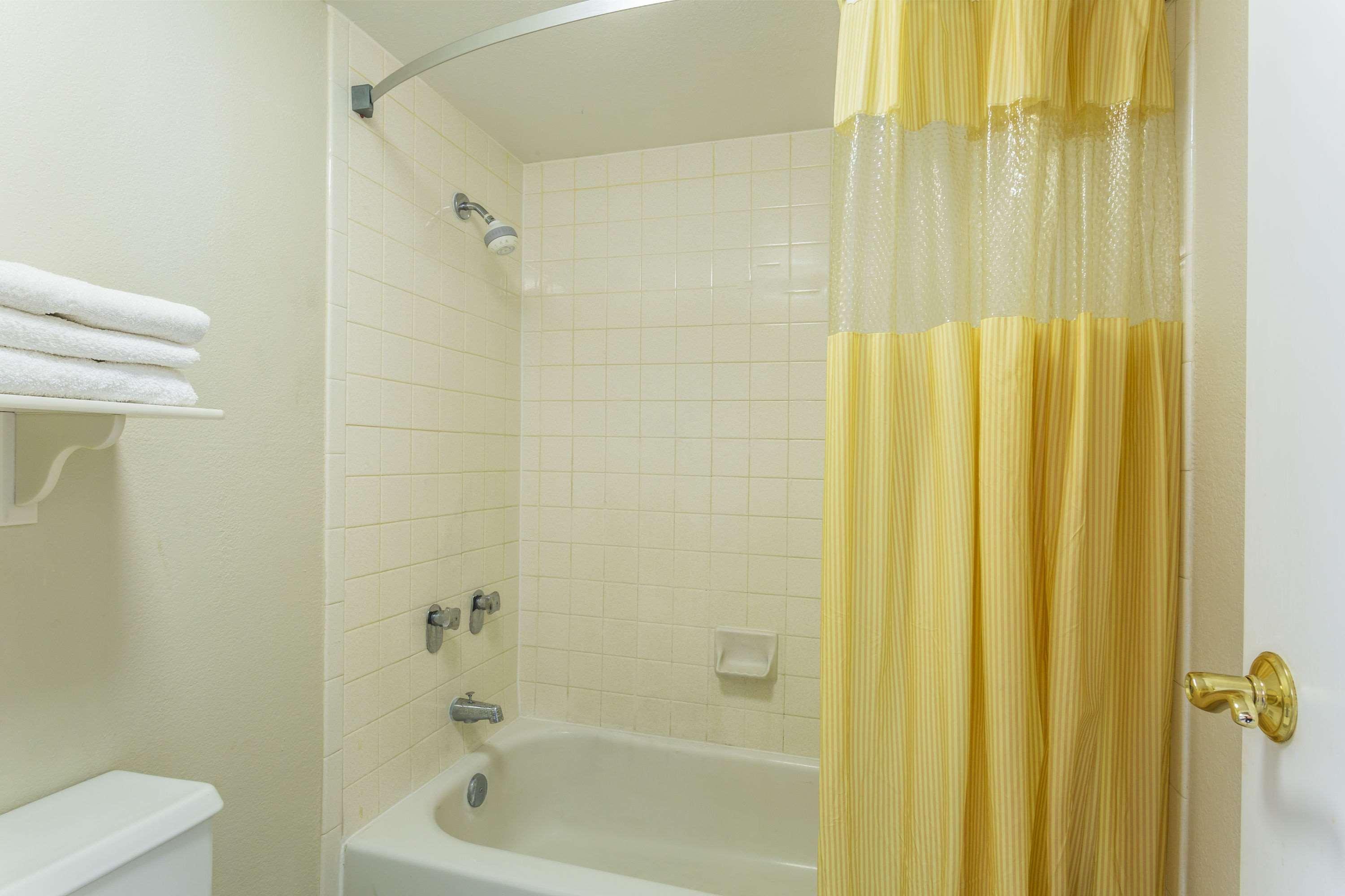 Econo Lodge Richmond-North Chesterfield Экстерьер фото