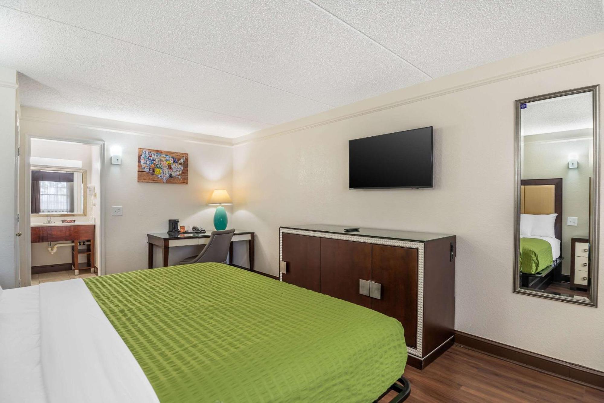 Econo Lodge Richmond-North Chesterfield Экстерьер фото