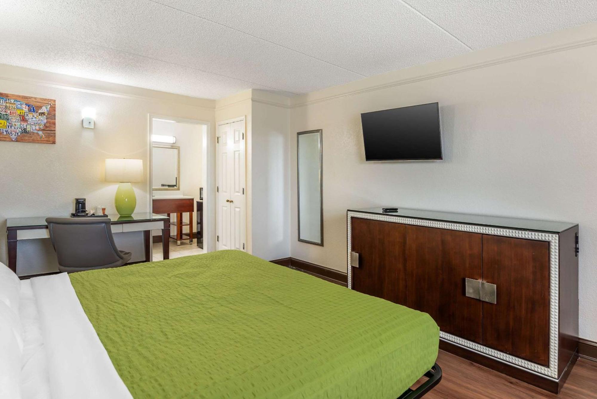 Econo Lodge Richmond-North Chesterfield Экстерьер фото