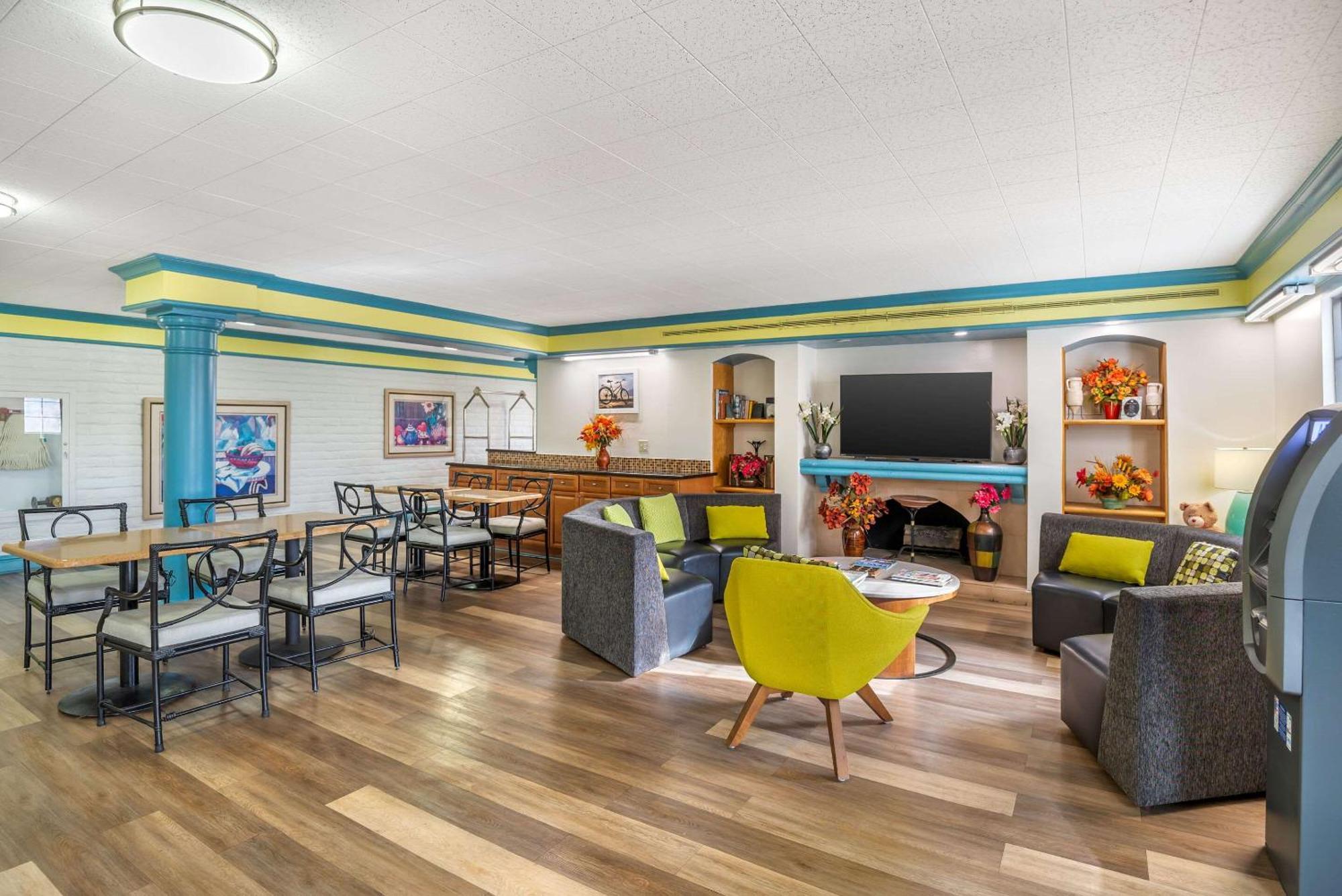 Econo Lodge Richmond-North Chesterfield Экстерьер фото