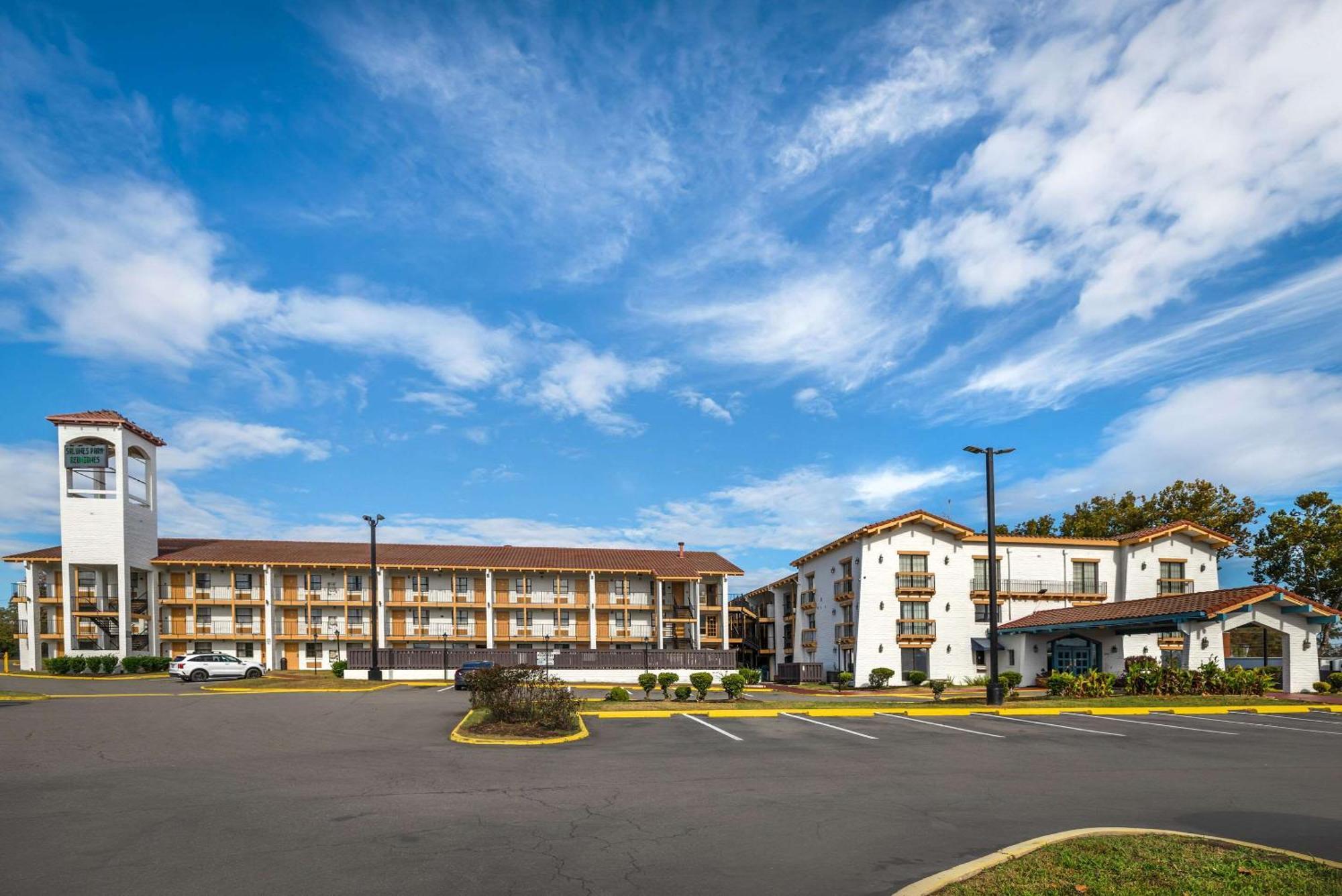 Econo Lodge Richmond-North Chesterfield Экстерьер фото